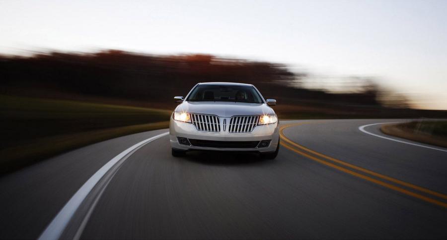  Lincoln MKZ 2010 года  (фото 85 из 211)